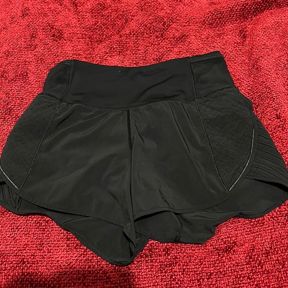 LULULEMON Short Size: 2